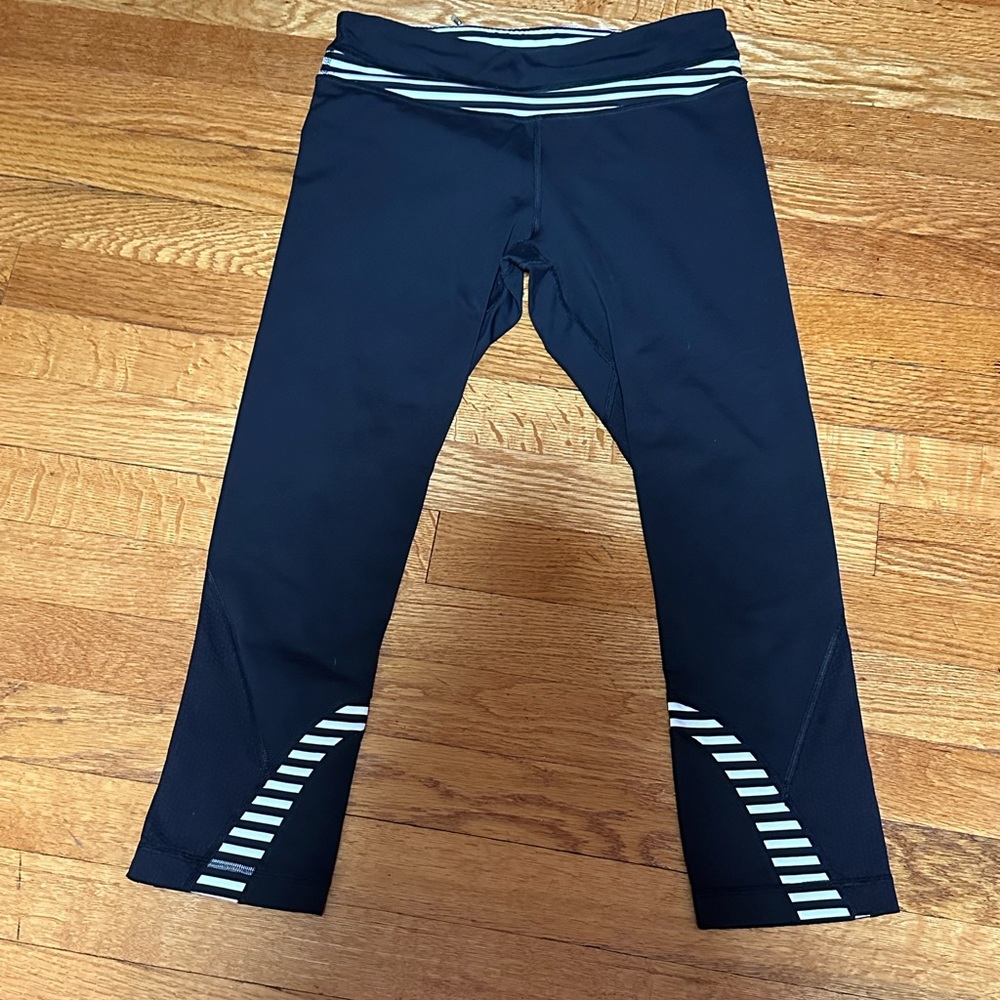 Lululemon Capri Leggings Size 6